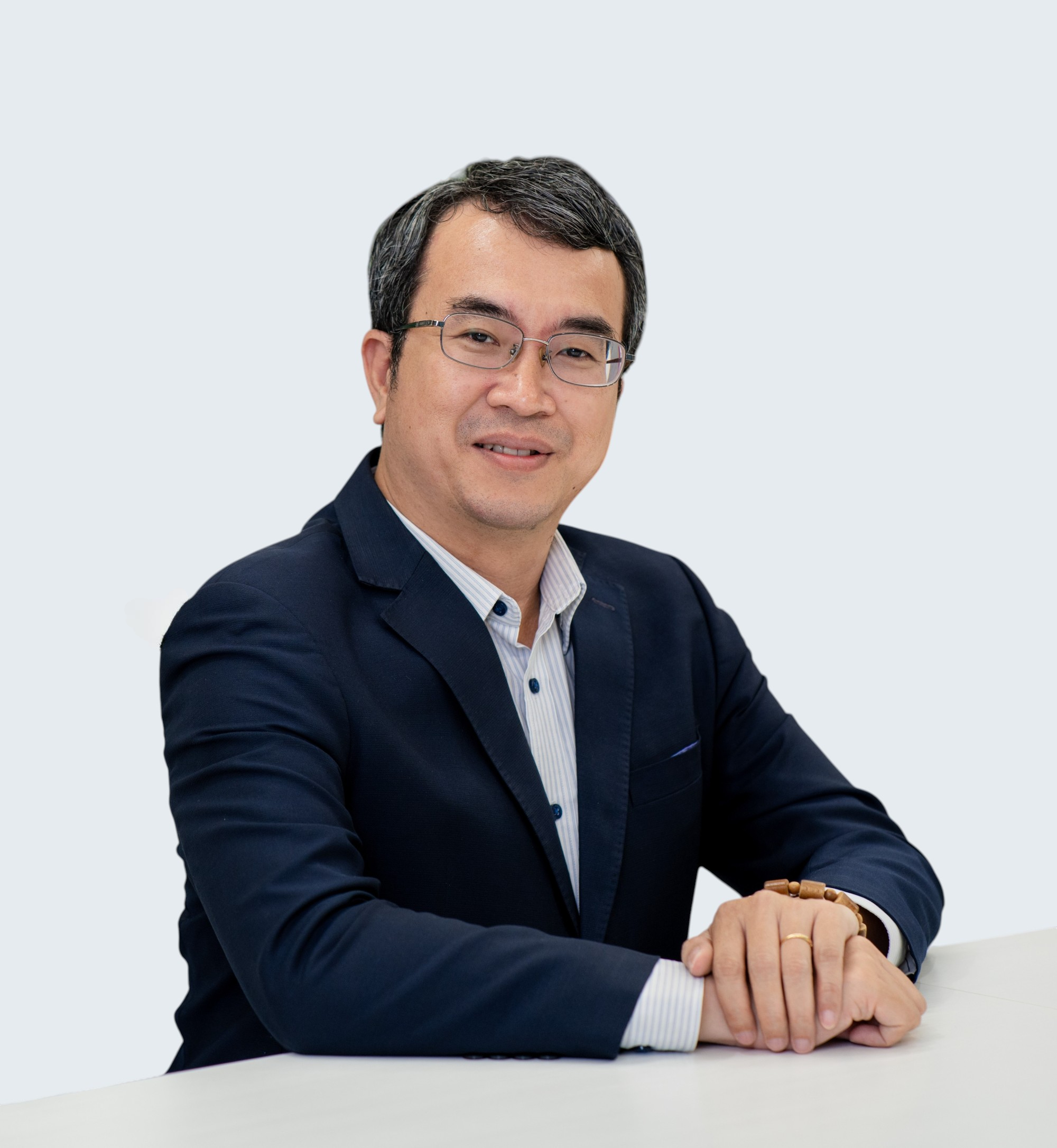 Mr Nguyen Quan Vien